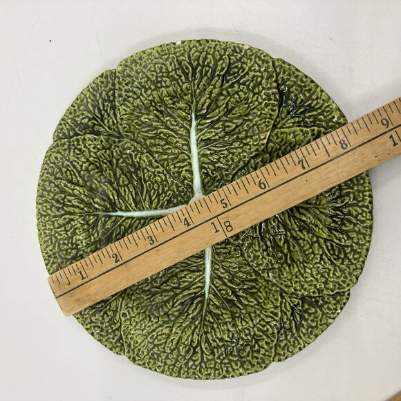Vintage Bordallo Pinheiro Cabbage Leaf Plate Made in Portugal 8 1/4" - Picture 7 of 7